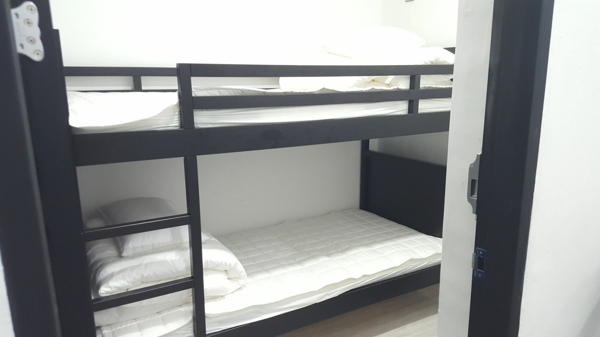 Amazon Guesthouse Seoul Exterior photo